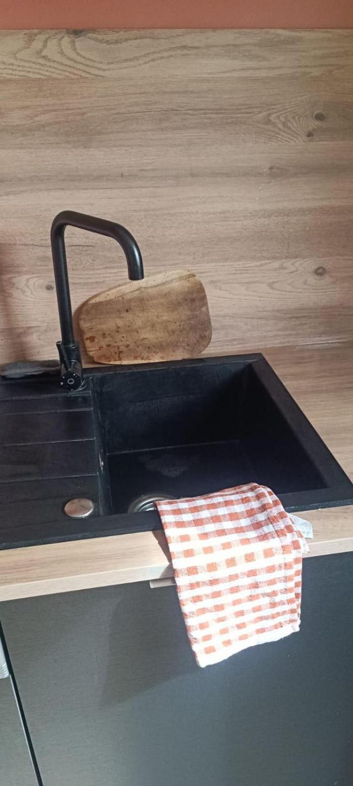 Appartement La Marmotte Compreignac Екстериор снимка