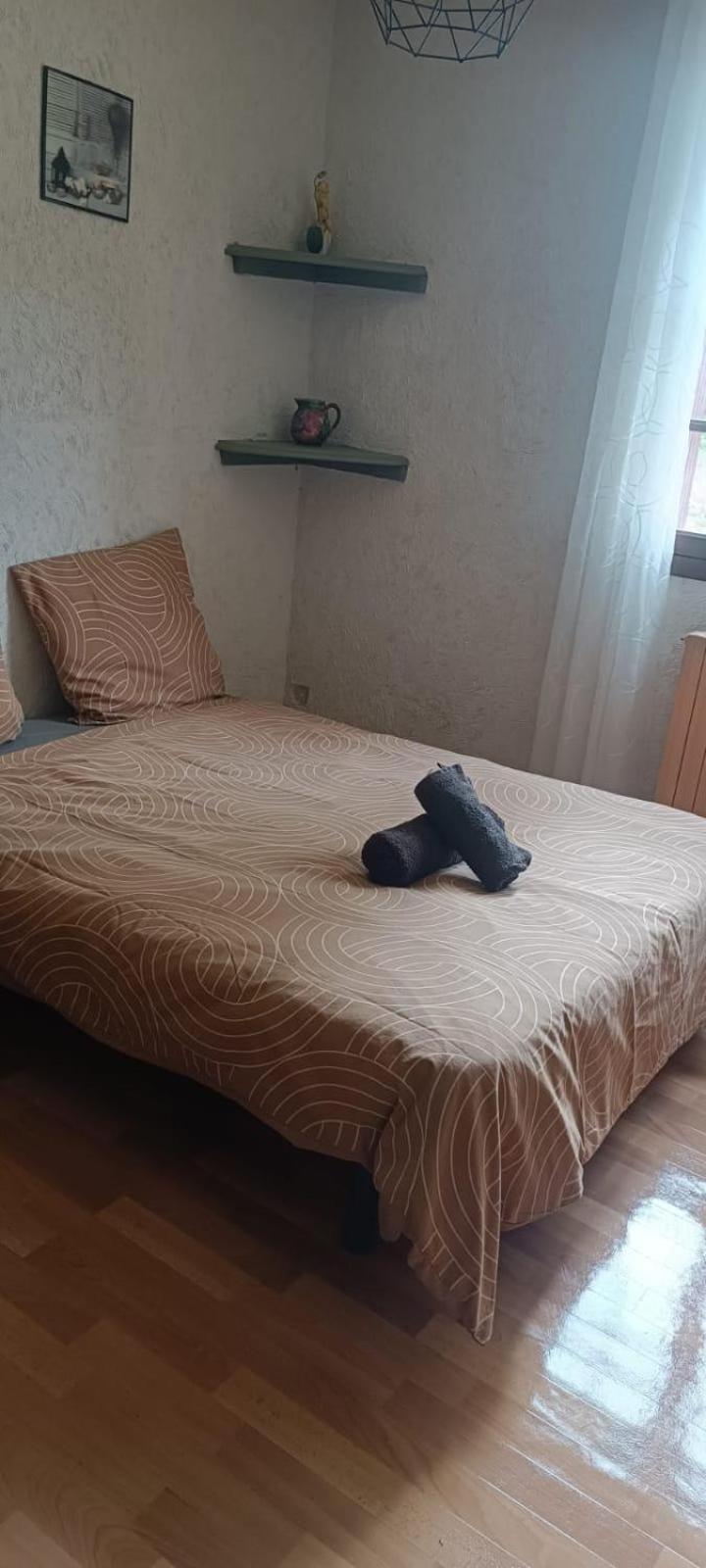 Appartement La Marmotte Compreignac Екстериор снимка